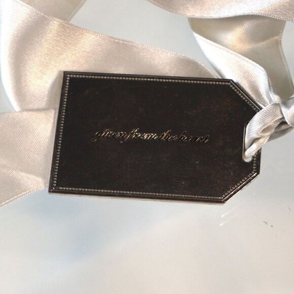 Neiman Marcus Gift Wrap 3 Ribbon Bows With Metal Gift Tag Given From The Heart - Picture 7 of 10